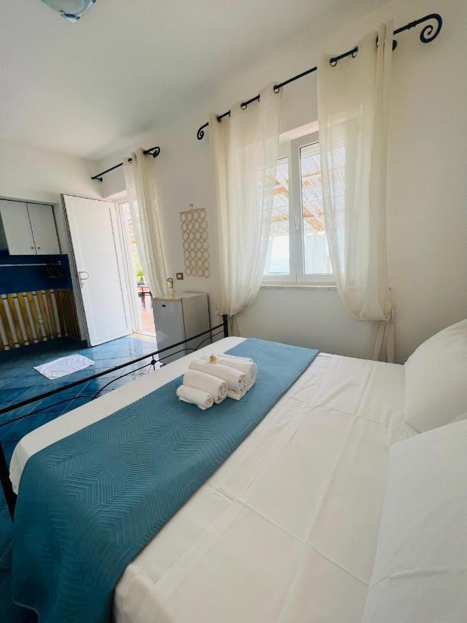 Villa Isabella Ponza Exterior foto