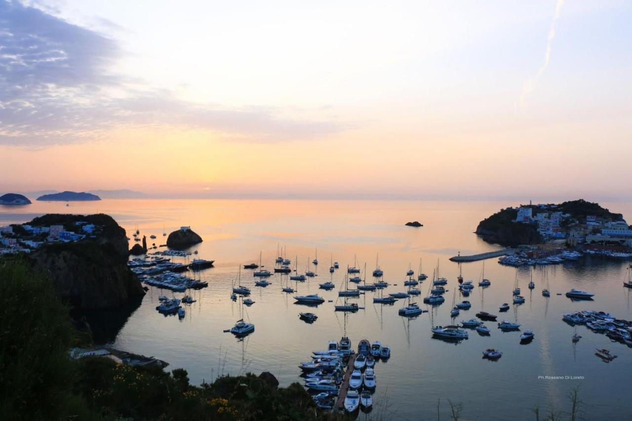 Villa Isabella Ponza Exterior foto
