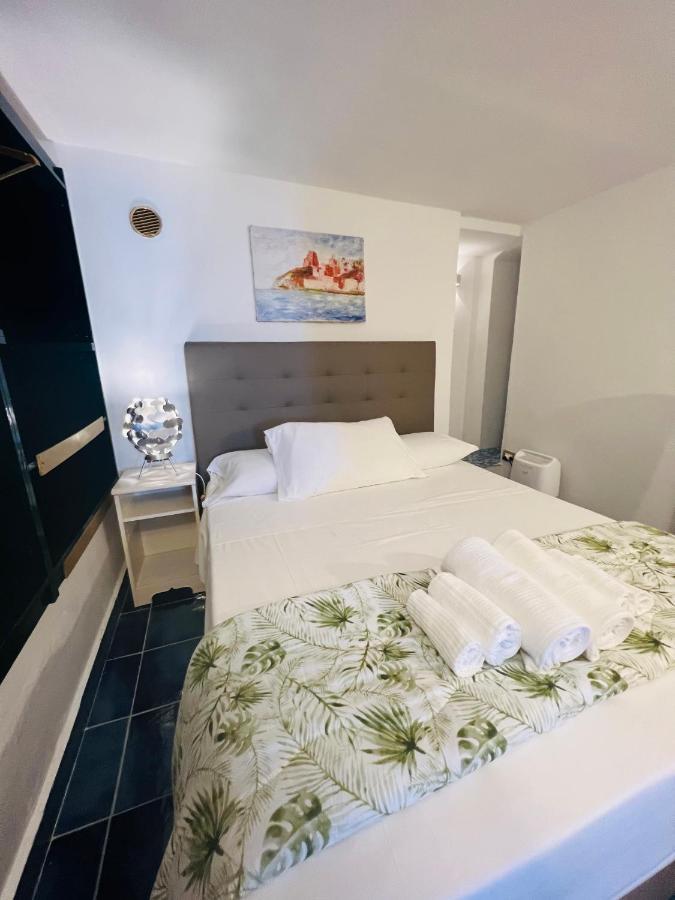 Villa Isabella Ponza Exterior foto